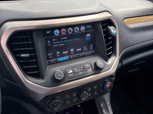 Used 2017 GMC Acadia Denali w/ Technology Package AWD/4WD image 8