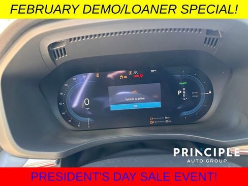 New 2025 Volvo XC60 T8 Core image 14