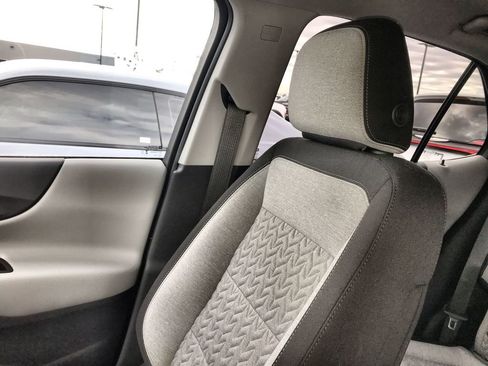 Used 2024 Chevrolet Equinox LT image 23