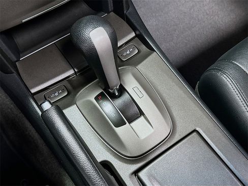 Used 2012 Honda Accord EX-L image 16