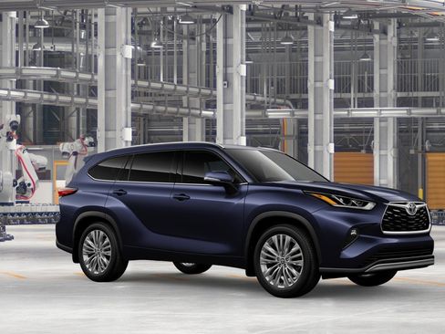 New 2026 Toyota Highlander Platinum image 14
