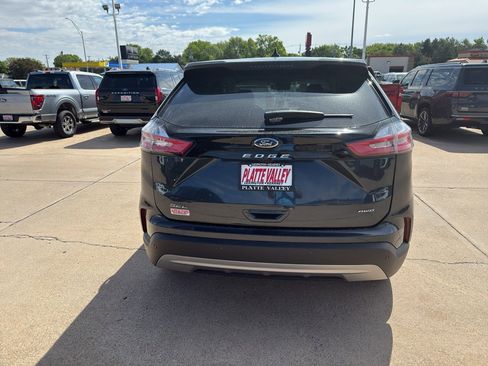 Used 2024 Ford Edge SEL w/ Convenience Package AWD/4WD image 6