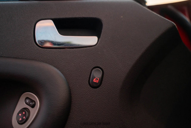 Used 2009 Pontiac Solstice Coupe RWD image 41
