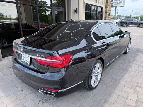Used 2017 BMW 750i xDrive AWD/4WD image 5