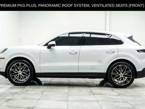 Used 2024 Porsche Cayenne AWD/4WD image 14