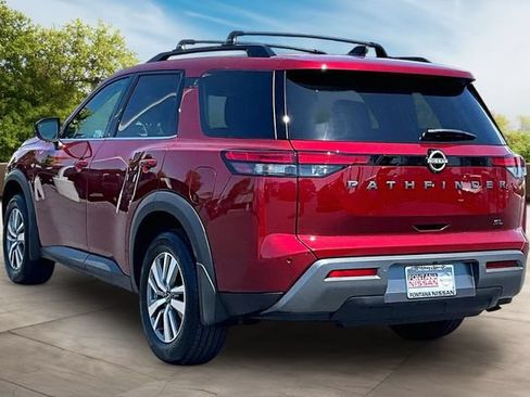 New 2026 Nissan Pathfinder SL w/ Cargo Package FWD image 3