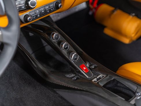 Certified 2023 Ferrari 812 GTS RWD image 29