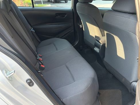 Used 2023 Toyota Corolla LE FWD image 11