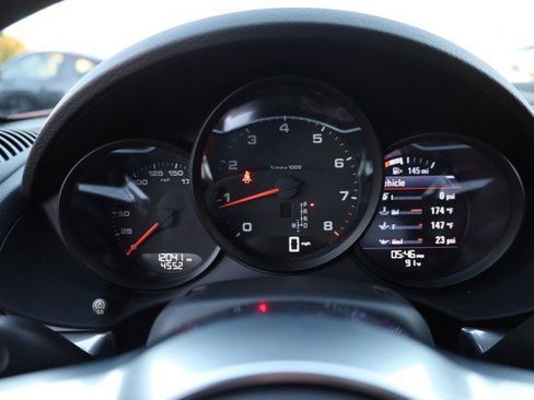 Used 2019 Porsche 718 Cayman RWD image 28