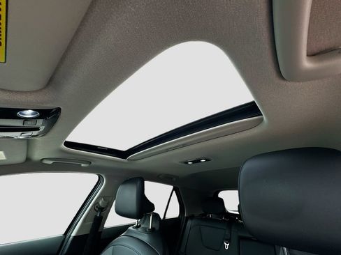 Certified 2023 Kia Niro EX Touring FWD image 24