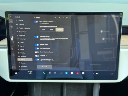 Used 2023 Tesla Model X image 28