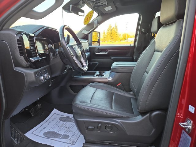 Used 2025 GMC Sierra 2500 SLT w/ SLT Premium Package AWD/4WD image 2