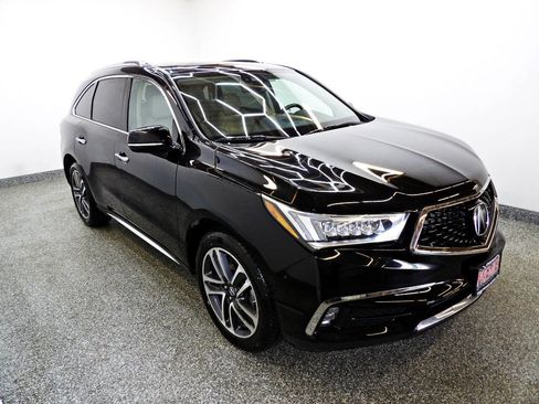 Used 2018 Acura MDX SH-AWD w/ Advance Package image 3