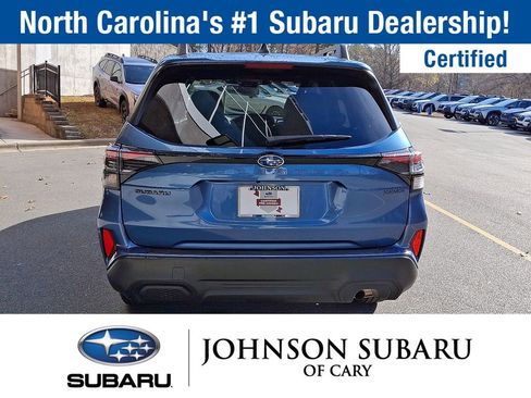 Used 2025 Subaru Forester Premium w/ Protection Package image 23