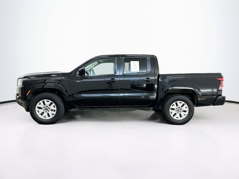 Used 2023 Nissan Frontier SV image 4