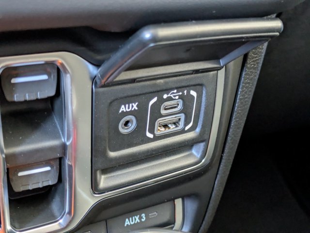 New 2026 Jeep Gladiator Mojave AWD/4WD image 24