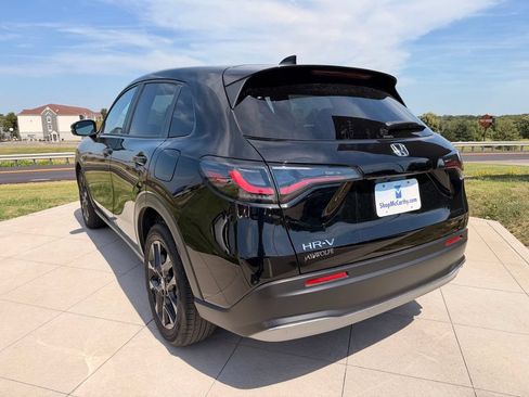 Used 2024 Honda HR-V Sport image 33