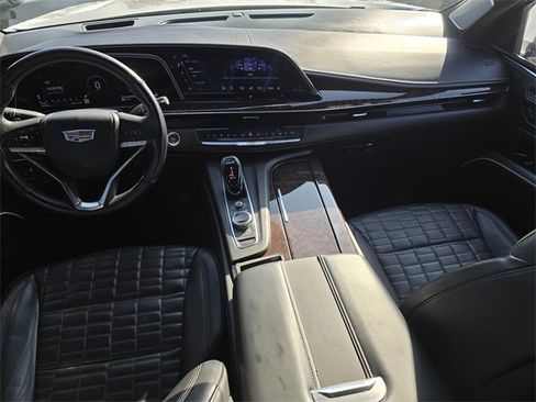 Used 2023 Cadillac Escalade Sport Platinum image 15