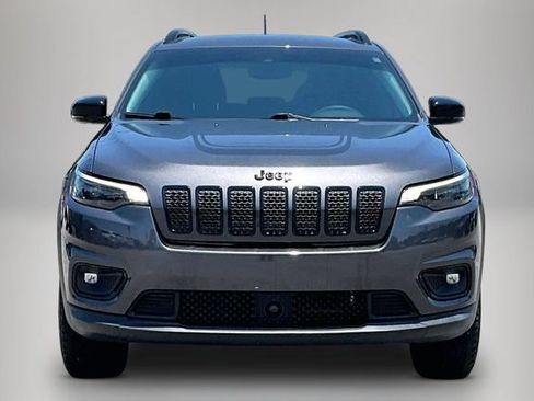 Used 2022 Jeep Cherokee Latitude AWD/4WD image 3