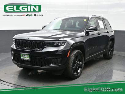 Used 2023 Jeep Grand Cherokee Altitude