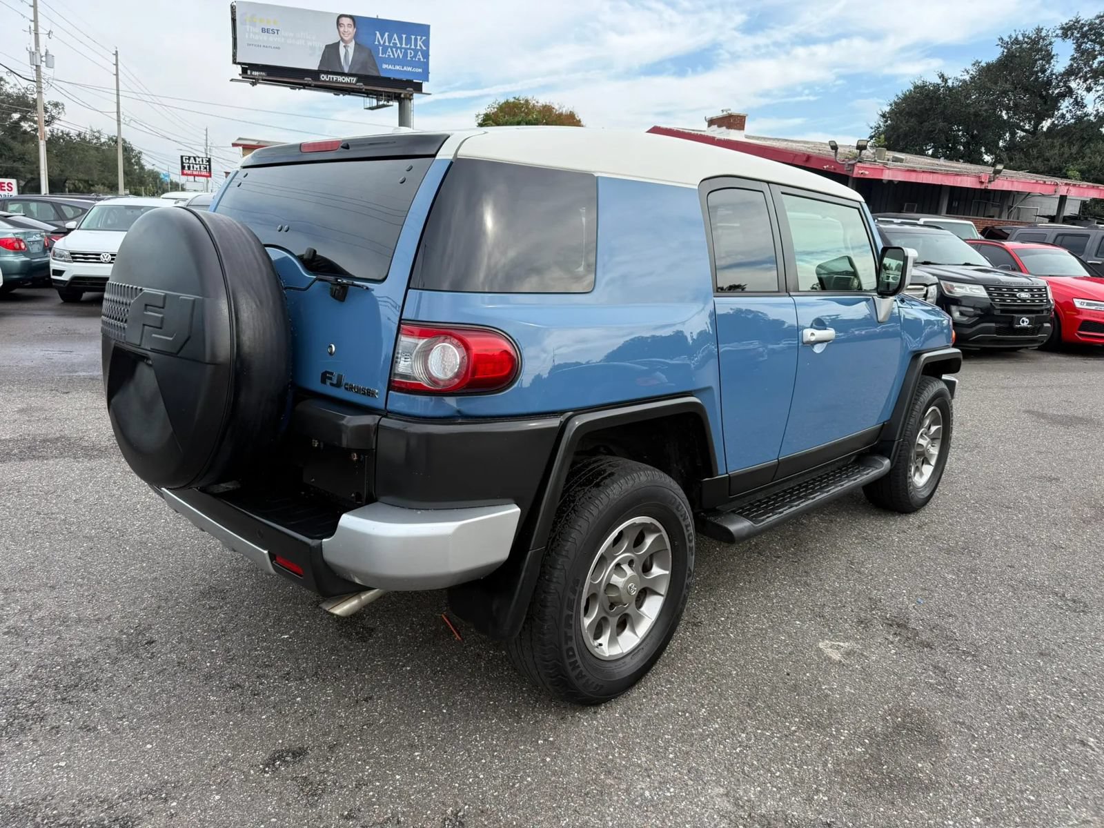 Used 2012 Toyota FJ Cruiser 4WD w/ Upgrade Pkg image 5
