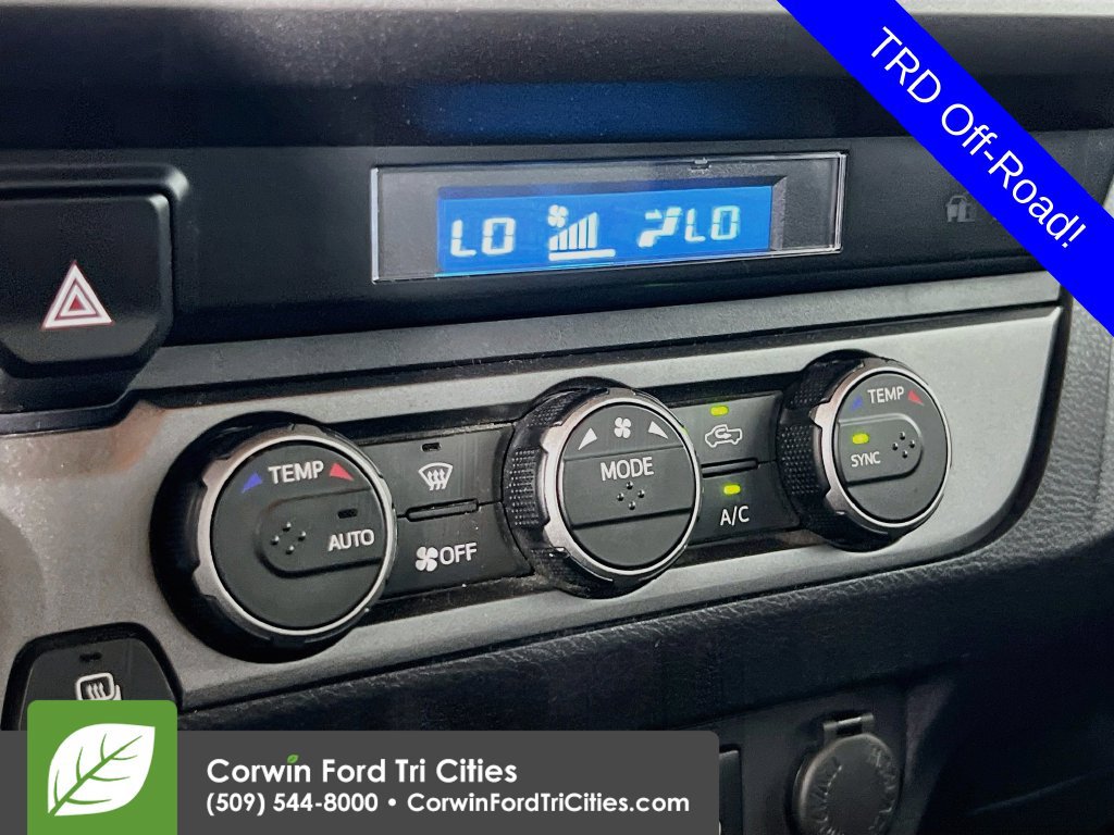 Used 2022 Toyota Tacoma TRD Off-Road AWD/4WD image 8