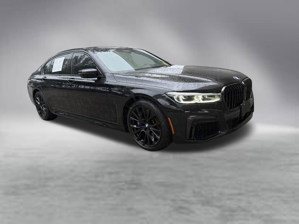 Used 2022 BMW 750i xDrive w/ Luxury Rear Seating Package AWD/4WD image 2