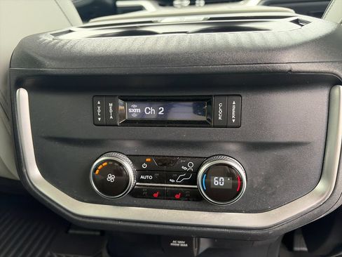 Used 2025 Ford Expedition Max Platinum w/ Platinum Ultimate Package AWD/4WD image 39