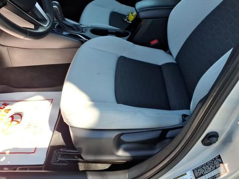 Used 2024 Toyota Corolla SE image 12