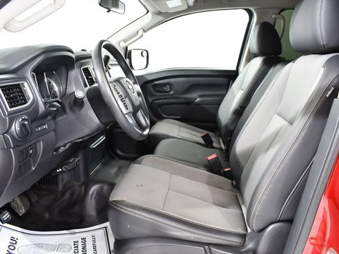 Used 2019 Nissan Titan S AWD/4WD image 6