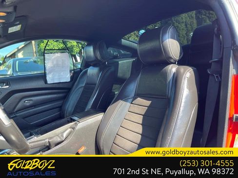 Used 2014 Ford Mustang GT w/ Equipment Group 402A RWD image 11