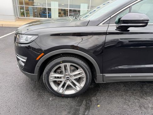 Used 2019 Lincoln MKC Reserve image 11