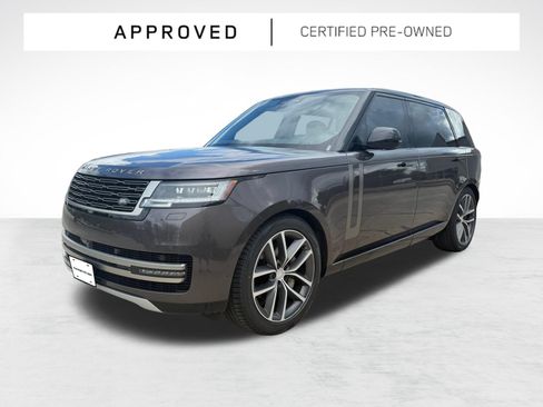 Used 2025 Land Rover Range Rover Long Wheelbase SE AWD/4WD image 1