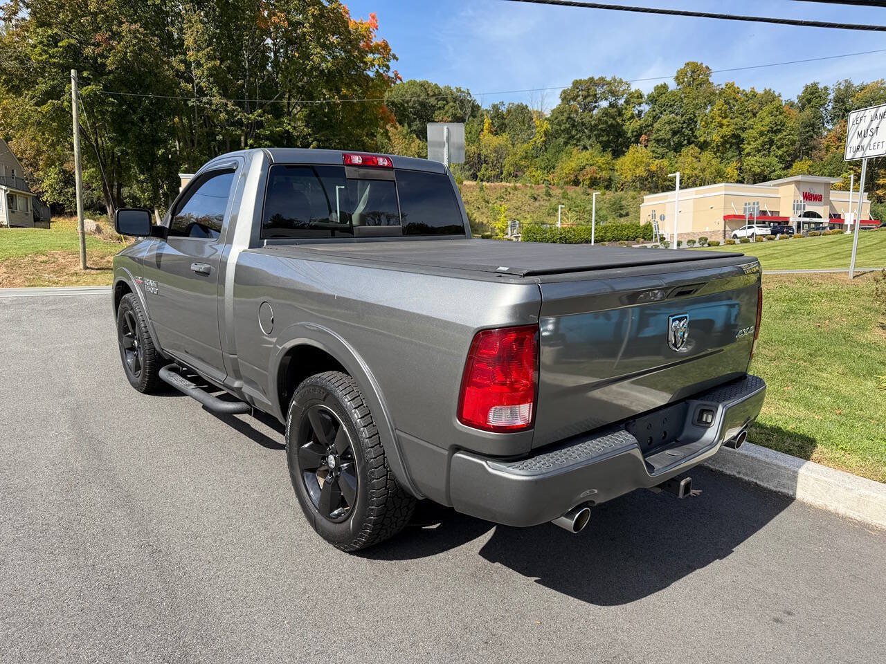 Used 2013 RAM 1500 Express AWD/4WD image 2