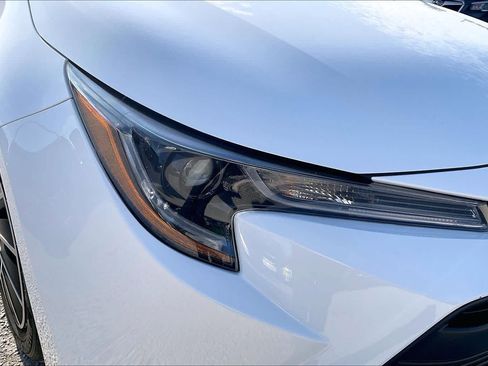 Used 2025 Toyota Corolla LE FWD image 27