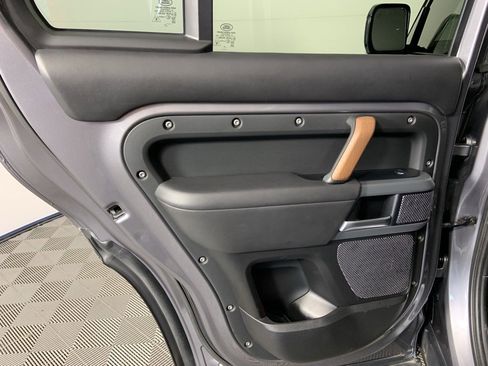 Used 2020 Land Rover Defender 110 X image 20