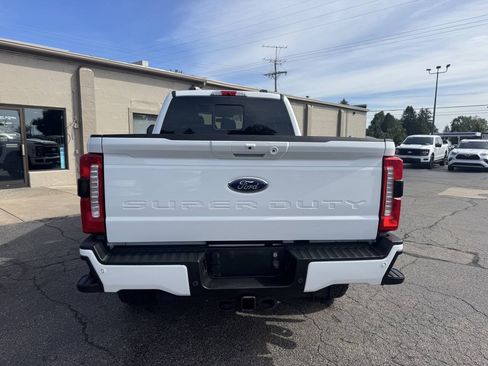 Used 2024 Ford F350 Lariat w/ Lariat Ultimate Package AWD/4WD image 4