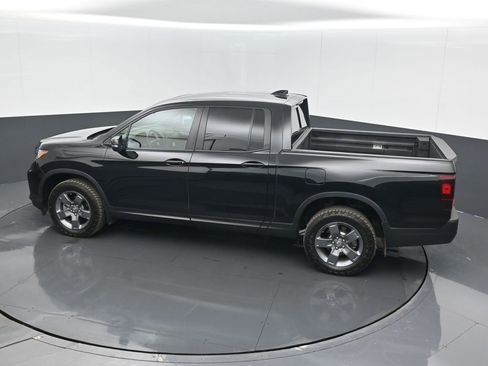 Certified 2025 Honda Ridgeline TrailSport image 15
