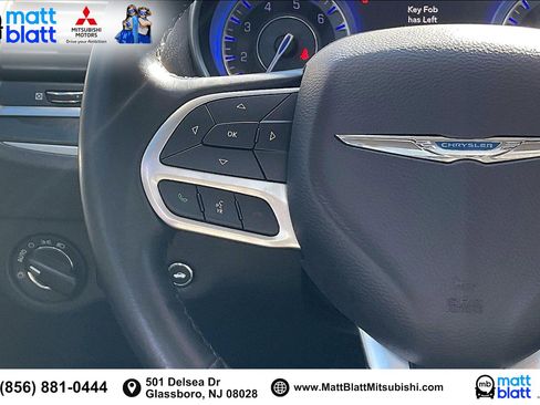 Used 2019 Chrysler 300 Touring w/ Sport Appearance Package image 20