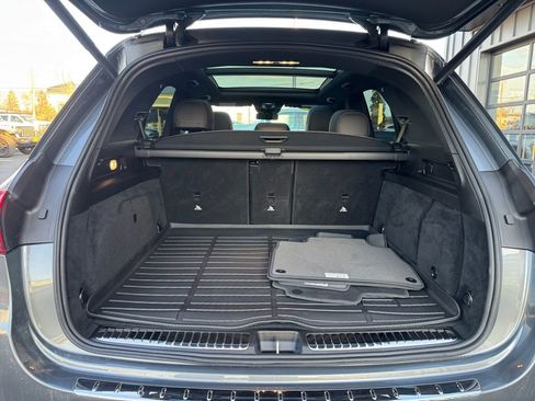 Used 2025 Mercedes-Benz GLE 450e 4MATIC image 25
