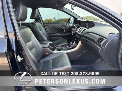 Used 2017 Honda Accord Sport Special Edition image 11