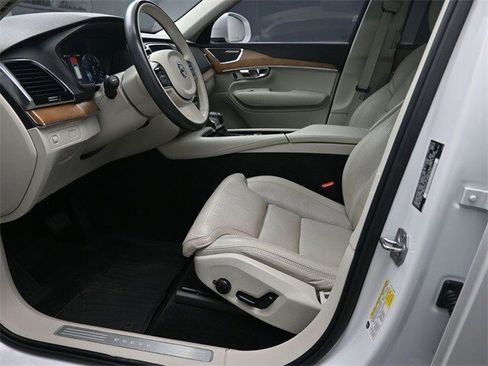 Used 2018 Volvo XC90 T6 Inscription w/ Convenience Package image 17