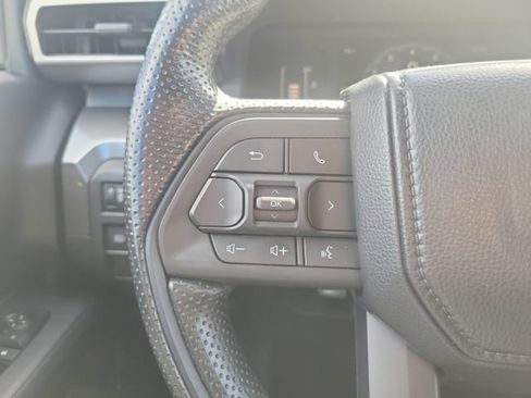 Used 2024 Toyota Tacoma SR5 AWD/4WD image 24