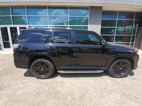 Used 2019 Toyota 4Runner Limited RWD image 7