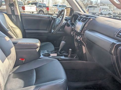 Used 2021 Toyota 4Runner Venture image 40