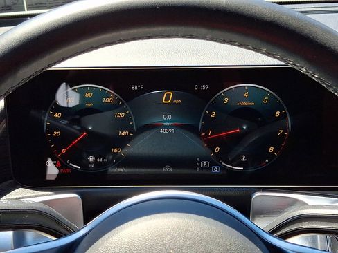 Certified 2022 Mercedes-Benz GLB 250 4MATIC w/ AMG Line image 22