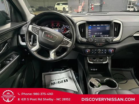 Used 2024 GMC Terrain SLT AWD/4WD image 34