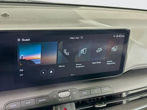 Used 2025 Kia K4 LXS image 19