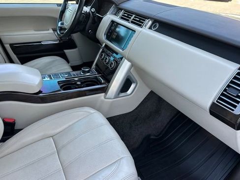 Used 2016 Land Rover Range Rover Supercharged image 14