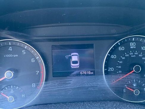 Used 2021 Kia Forte LXS FWD image 17